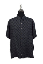 Load image into Gallery viewer, Squiggly Line Print Shirt
