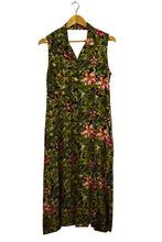 Load image into Gallery viewer, Erika Brand floral Print Dress
