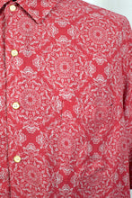 Load image into Gallery viewer, Red Tasso Elba Brand Shirt
