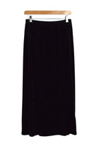 Load image into Gallery viewer, Briggs Brand Velvet Skirt

