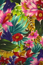 Load image into Gallery viewer, Tess Brand Floral Ladies Top
