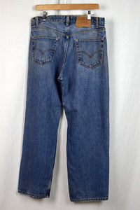 565 Levis Strauss Brand Jeans