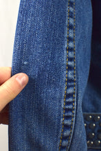 Load image into Gallery viewer, Levis Brand Denim Jacket
