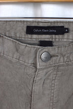Load image into Gallery viewer, Calvin Klein Brand Corduroy Pants
