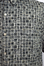Load image into Gallery viewer, Tori Richards Brand Shirt
