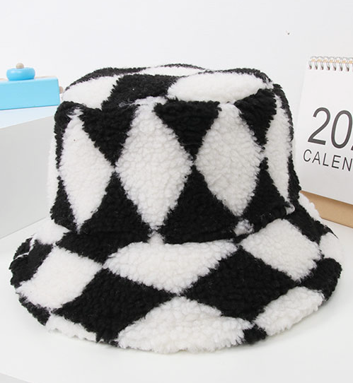 NEW Checkered Teddy Bucket Hat(4 Colours)